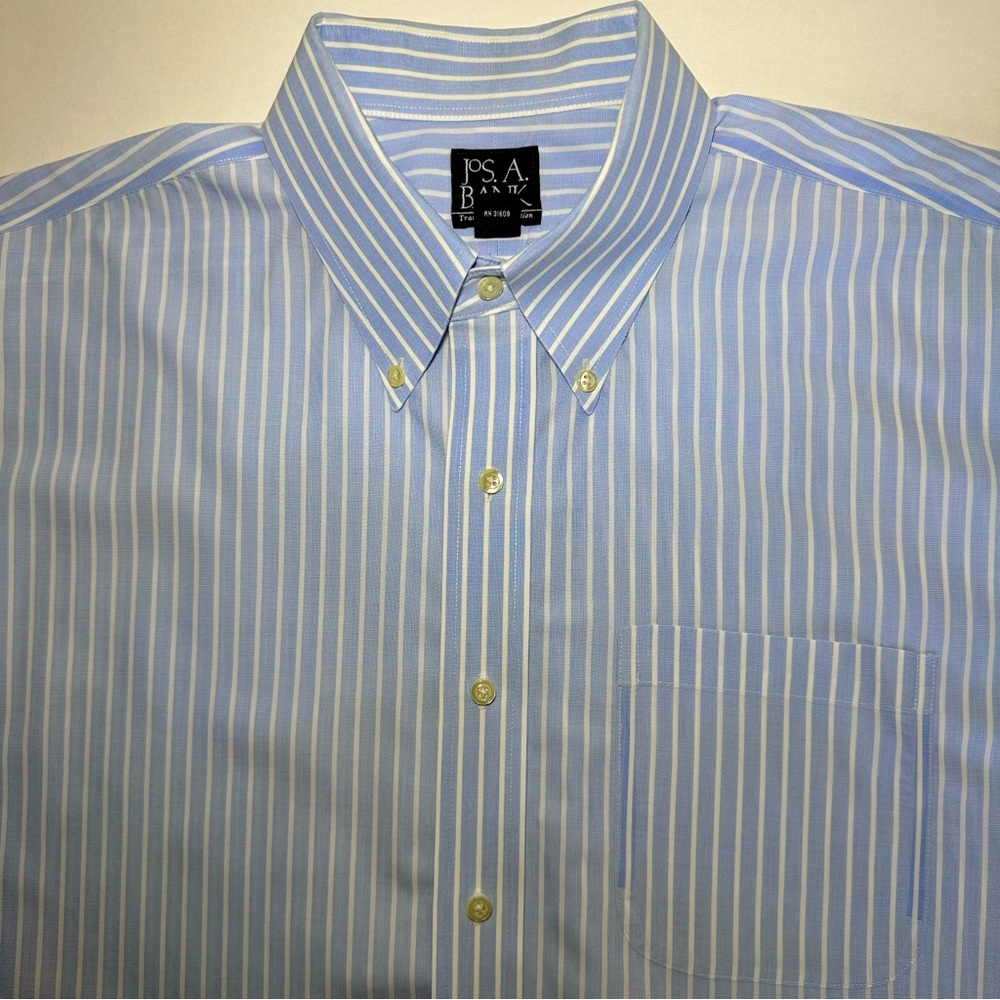 Jos. A. Bank Men's Blue Striped Traveler Collection All Cotton Dress Shirt 17-33
